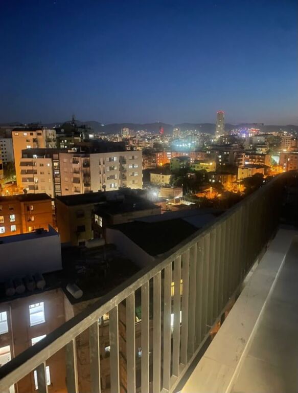 Rent | Apartament 2 + 1 | Brryli | 700 €/month