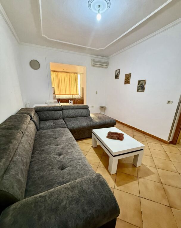 Apartment 2+1 for rent at Kryqëzimi i Brrylit 500 Thousand Leke