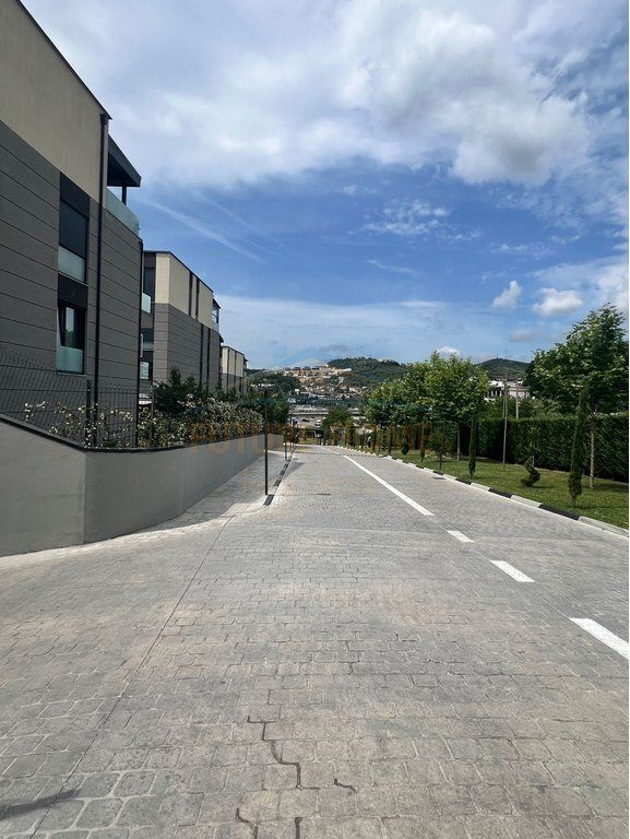 Affitto, Appartamento 2+1+2 + Veranda + Posto Auto, Sofia Hill Residence