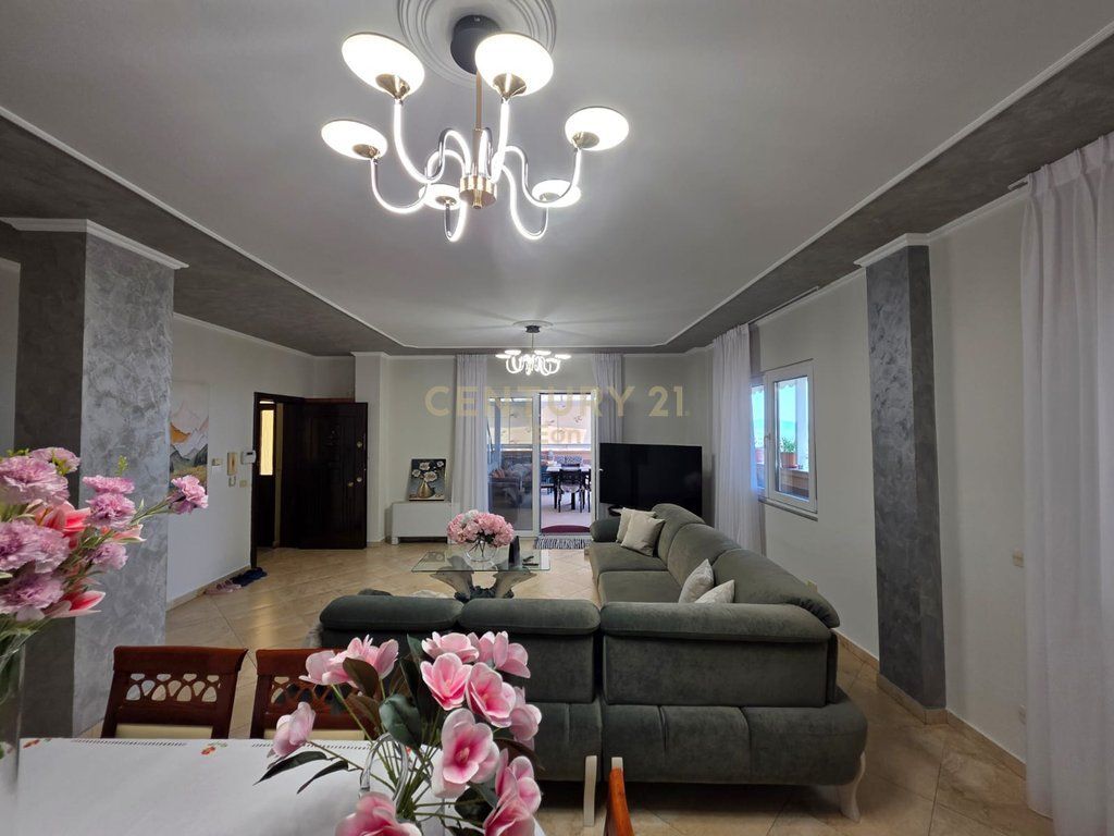 Penthouse for Sale, Durres Neighborhood No. 6 !
