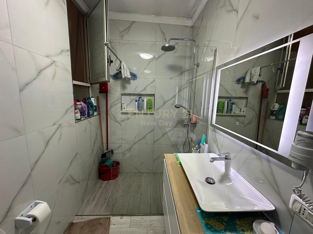 Appartamento 2+1 convertito in vendita a Golem, Durazzo - € 105.000 | 62 mq