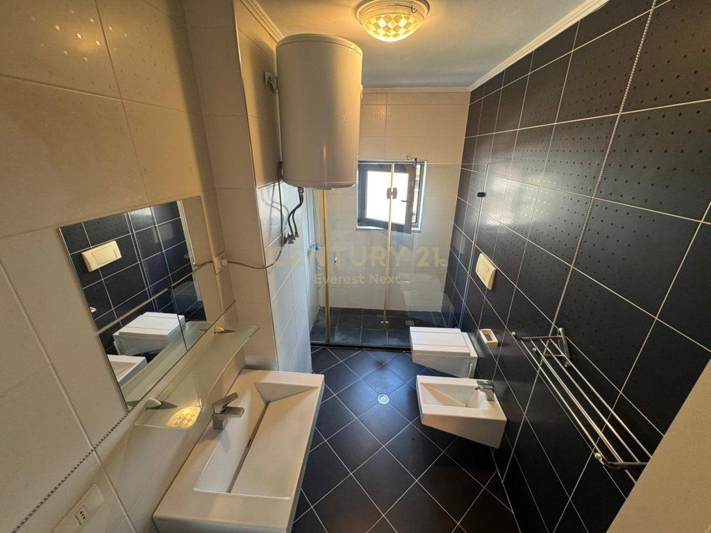 Apartment 2+1+2 for Rent on Kosovarëve Street!