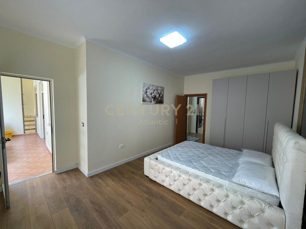 VENDESI APPARTAMENTO 2+1 A SPIAGGIA ILIRIA DURAZZO 149.000 €