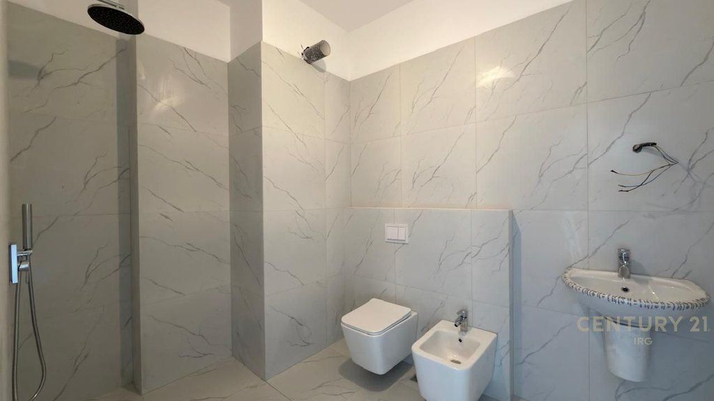 Apartment 2+1+2 for Office is given at Barrikadave Street!