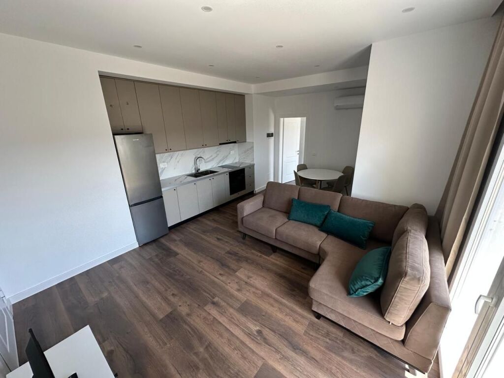 Rent | Apartament 1 + 1 | Bar Oslo | 400 €/month