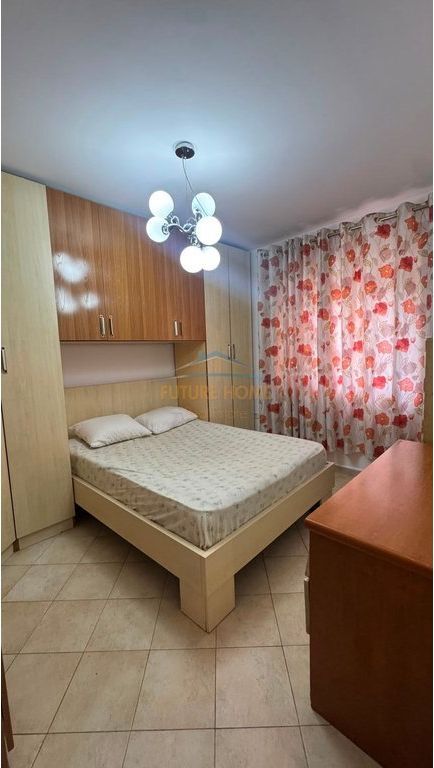 Qera Apartament 3+1, Rruga Fortuzi,Tiranë