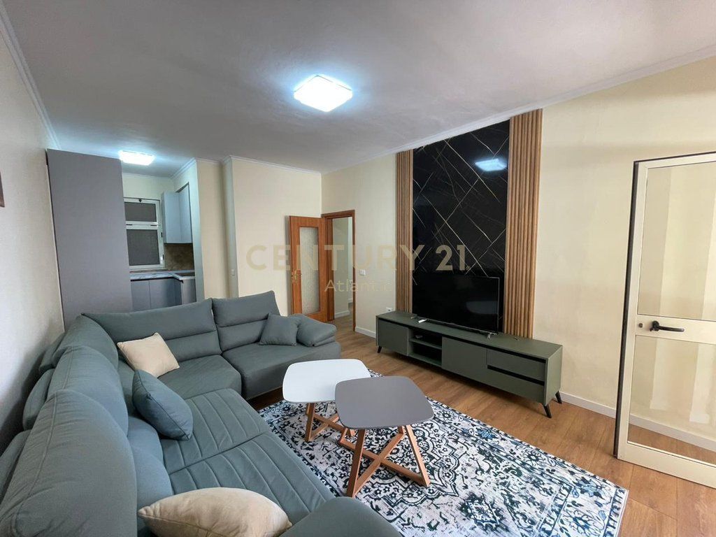 VENDESI APPARTAMENTO 2+1 A SPIAGGIA ILIRIA DURAZZO 149.000 €