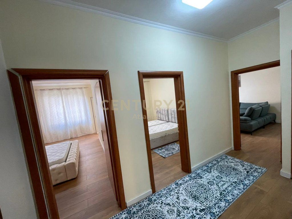 VENDESI APPARTAMENTO 2+1 A SPIAGGIA ILIRIA DURAZZO 149.000 €