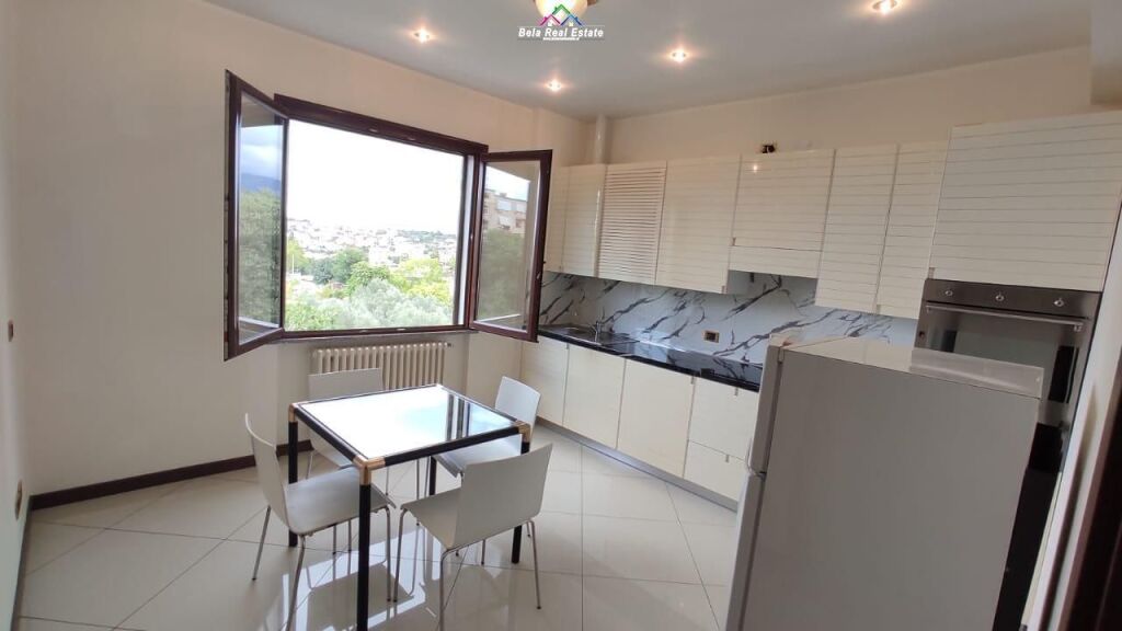 Appartamento In Affitto 1+1 A Kinostudio (ID B210794) Tirana