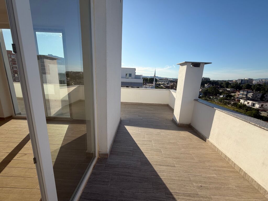 2+1, finished, near urban gate Astir, 152,000 leke