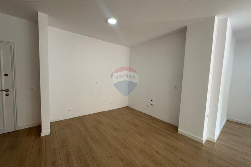 Appartamento 2+1 in vendita Ilira Spiaggia Durazzo