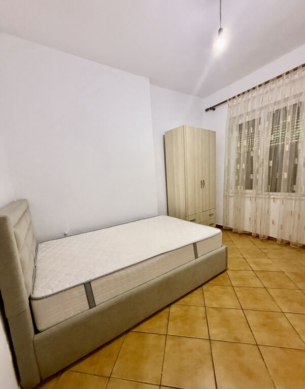 Apartment 2+1 for rent at Kryqëzimi i Brrylit 500 Thousand Leke