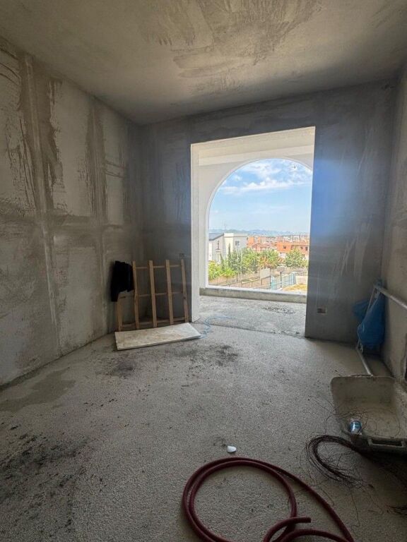 Appartamenti 2+1 in vendita al Lake Side Residence, Paskuqan