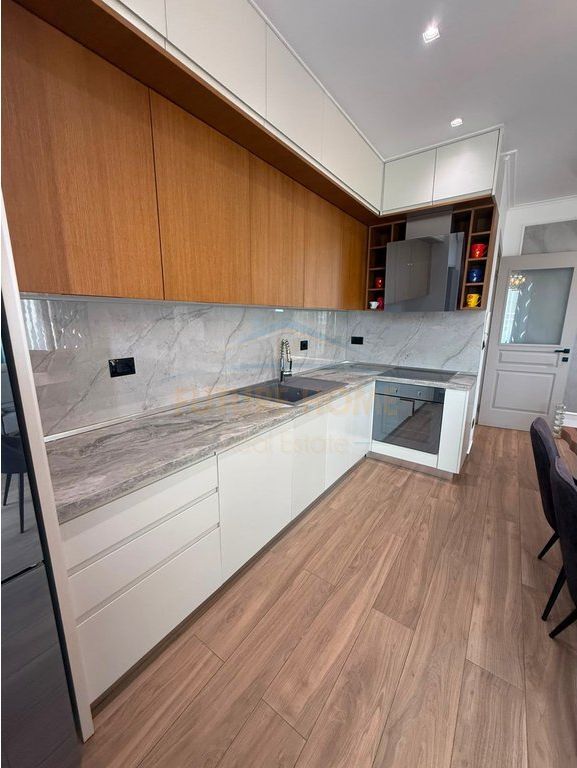 Affitto, Appartamento 2+1+2 + Veranda + Posto Auto, Sofia Hill Residence