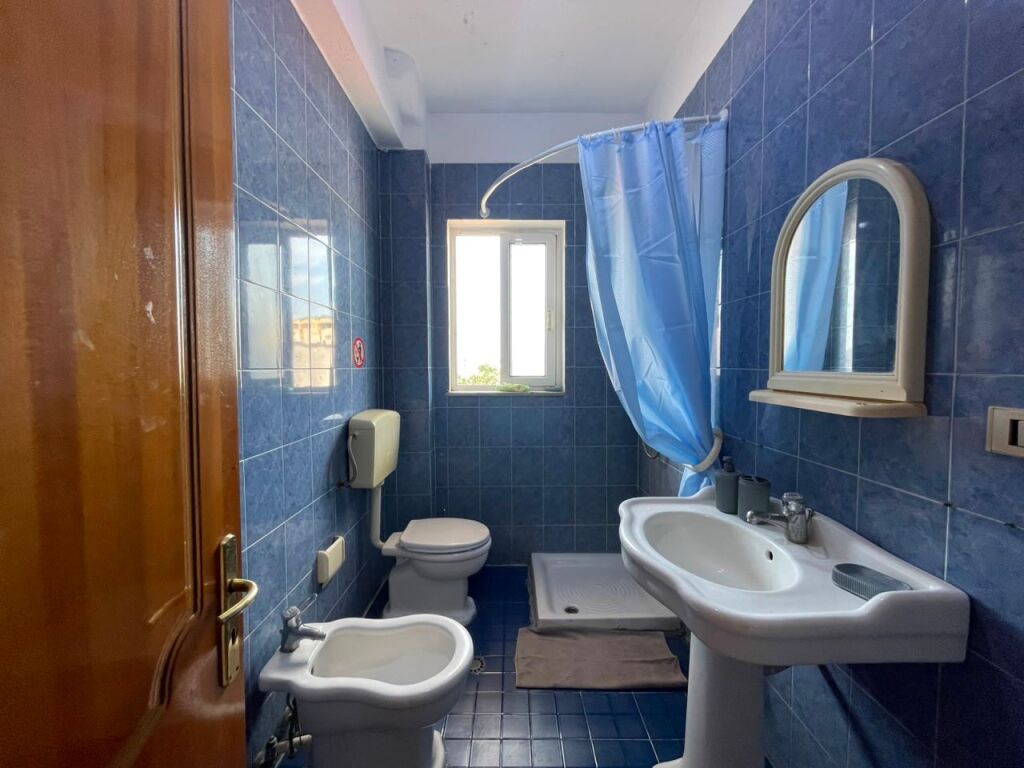 Apartament  2+1 per qira tek Farmacia 10.