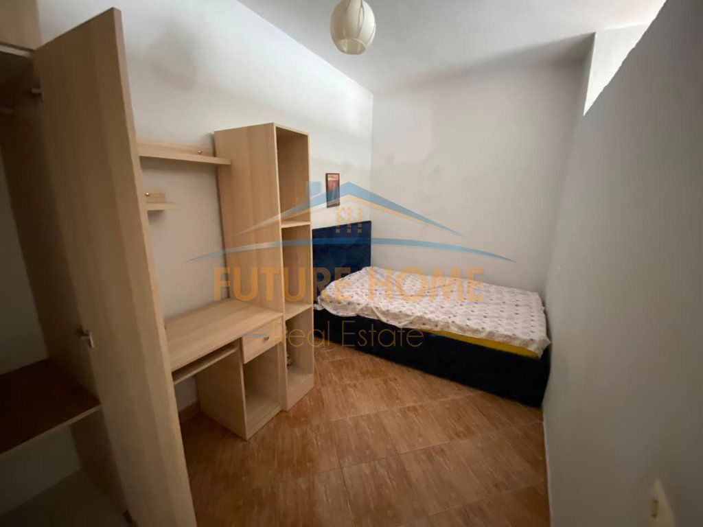 In affitto, Appartamento 3+1, Via Dritan Hoxha, Tirana.