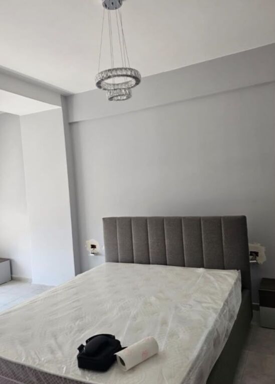 Rent | Apartament 2 + 1 | Brryli | 700 €/month