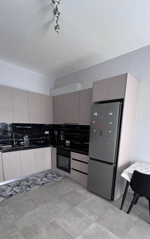 Rent | Apartament 2 + 1 | Brryli | 700 €/month