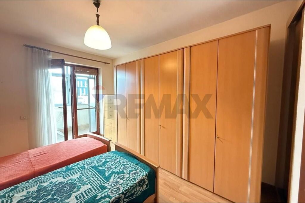 Apartment - For Sale - Zogu I Boulevard, Tirana