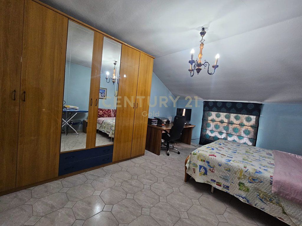 APARTMENT FOR SALE 2+1 NEAR DESHMORET E LIRISE SCHOOL! 285,000 €