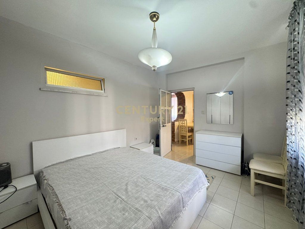 FOR RENT 2+1 APARTMENT ZOGU I ZI!