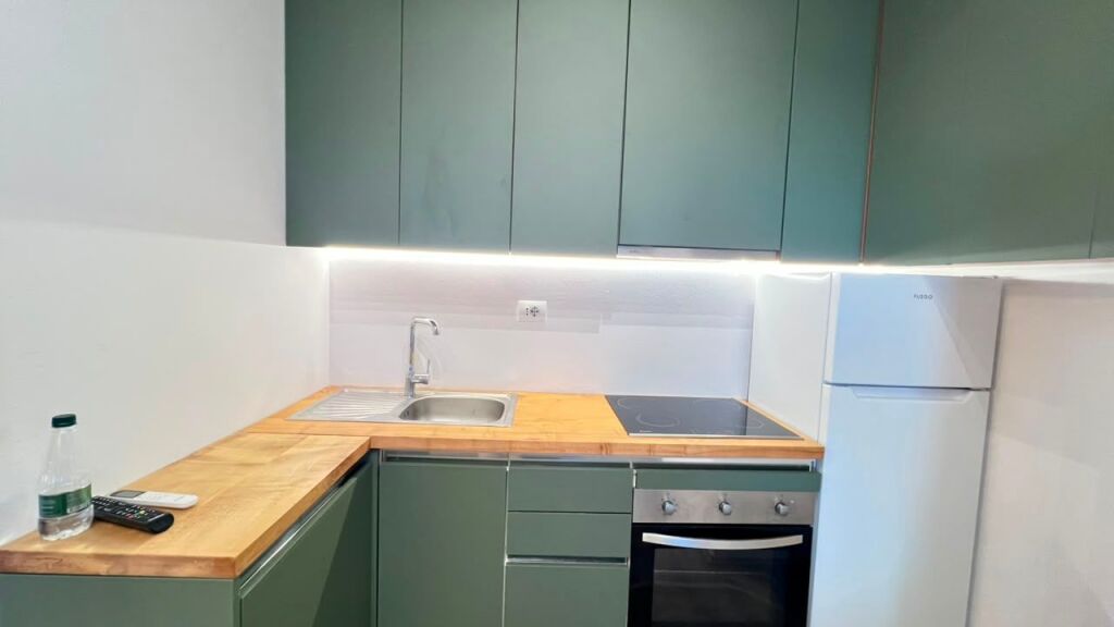 For Sale: Studio Apartment 📍Ali Dem (Mangalem Complex) €82,000 | Area 43m² || Easily Convertible into a 1+1 Apartment