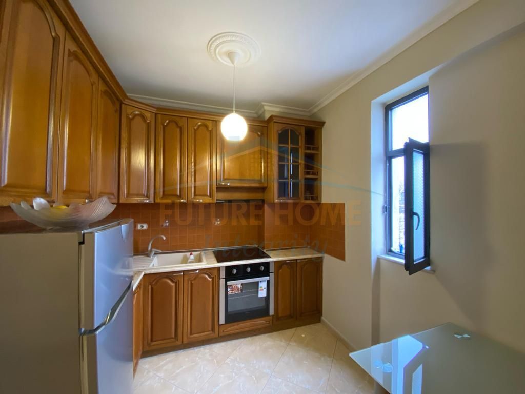 Affitto, Appartamento 1+1, Xhamlliku, Tirana.