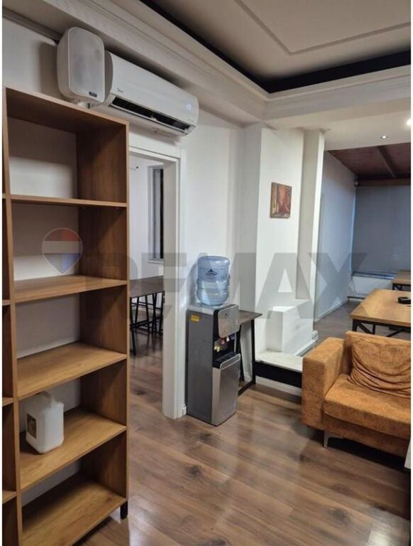 Office for rent Kavaja Street, Globe