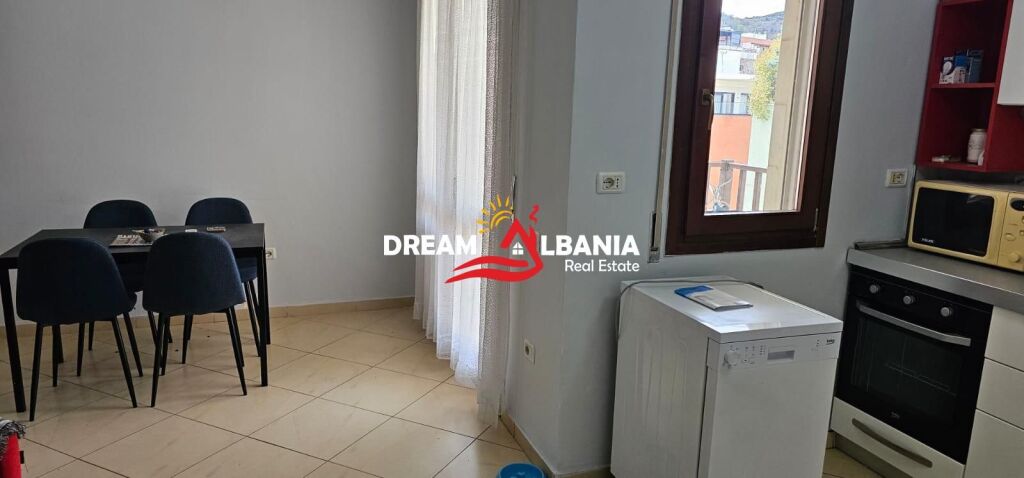 Jepet me qera apartament 2+1 pranë Kopshtit Botanik, Tirane (ID 42215574)