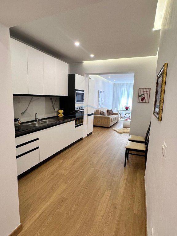 Rent, Apartment 2+1, Petro Nini Luarasi High School