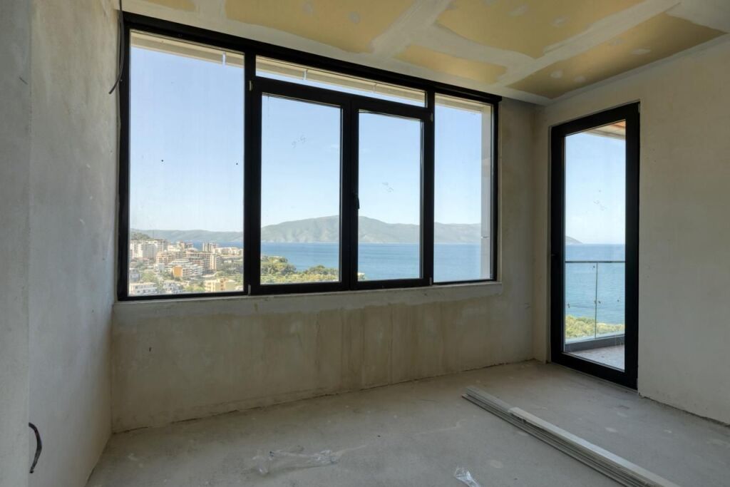 For sale: 1+1 Apartment under construction with Sea View - Cold Water Vlore