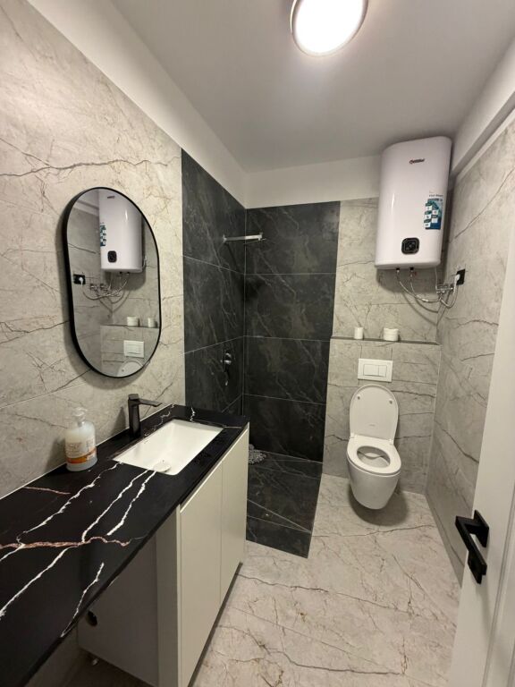 🏡 Vendesi in vendita 1+1 | Scoglio di Kavaja, di fronte all'Hotel Belavista