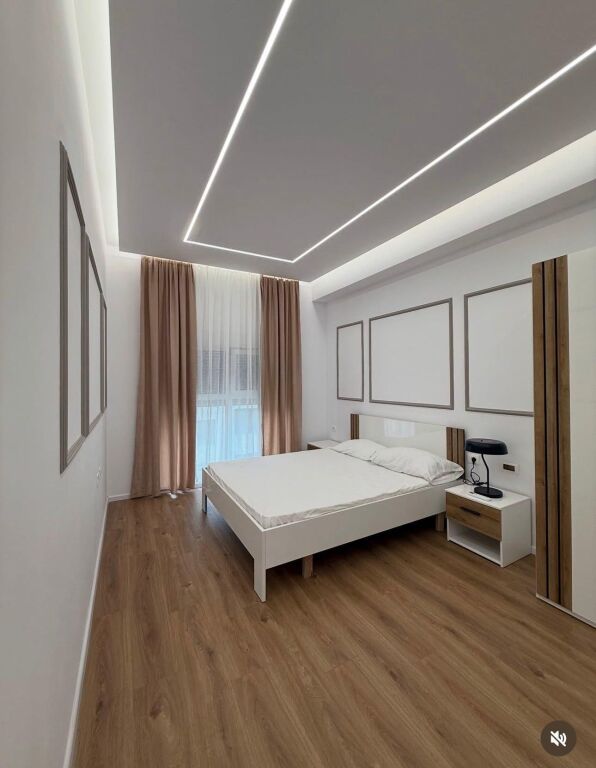 🏢Nella zona di Ali Demi, Rezidenca Kadiu affitta un appartamento 1+1, appena arredato. 450 Euro