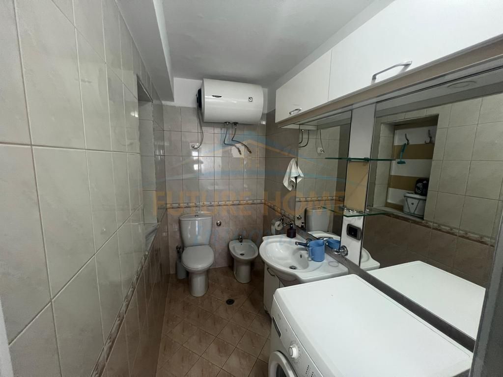 VENDESI APPARTAMENTO 2+1 A ALI DEM