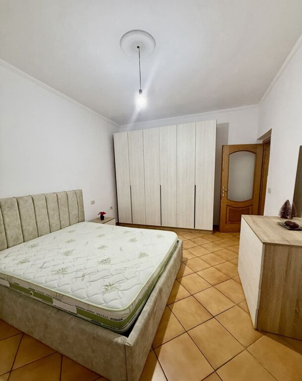 Apartment 2+1 for rent at Kryqëzimi i Brrylit 500 Thousand Leke