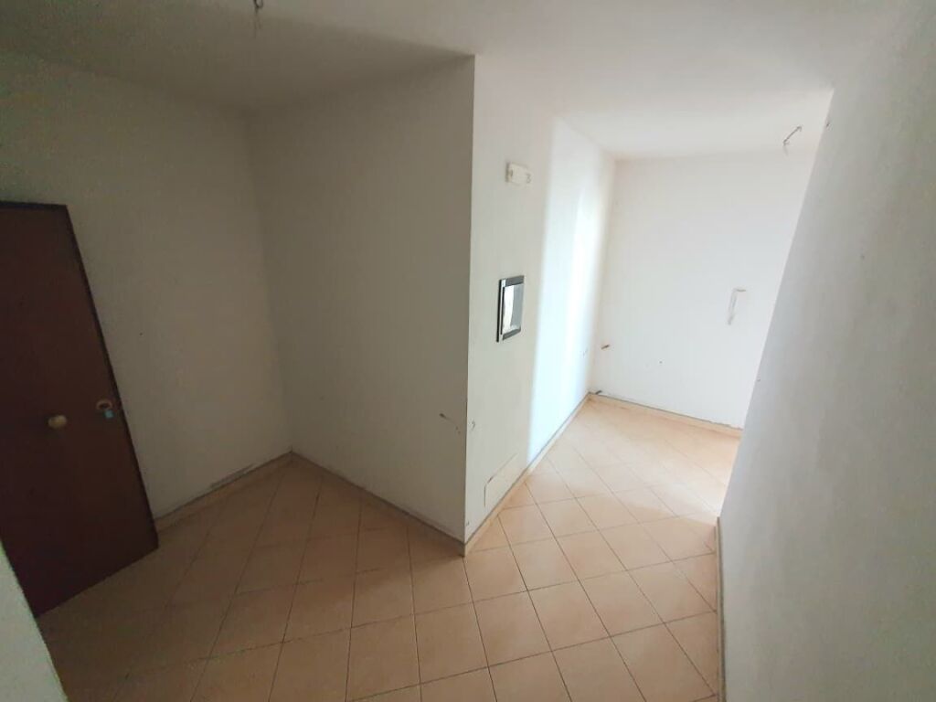 🏡 Appartamento Moderno 1+1 in Vendita a Plepa, Durrës – Ottima Opportunità di Investimento e Abitazione!