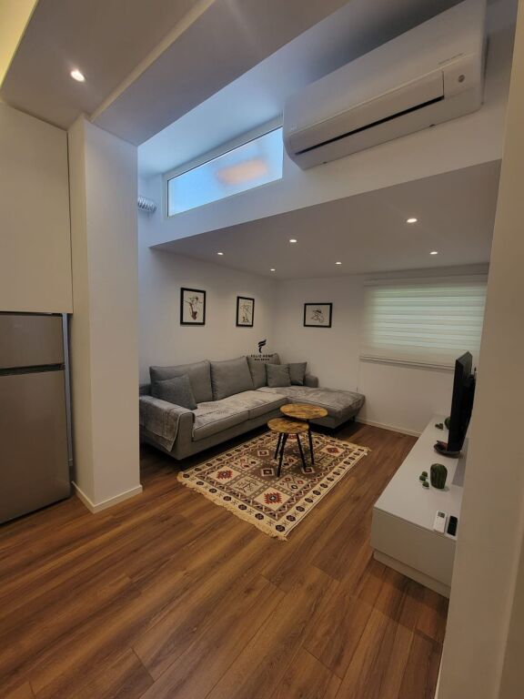 APARTMENT FOR RENT 1+1 DURRËS STREET 55,000 LEKE  FH-78233