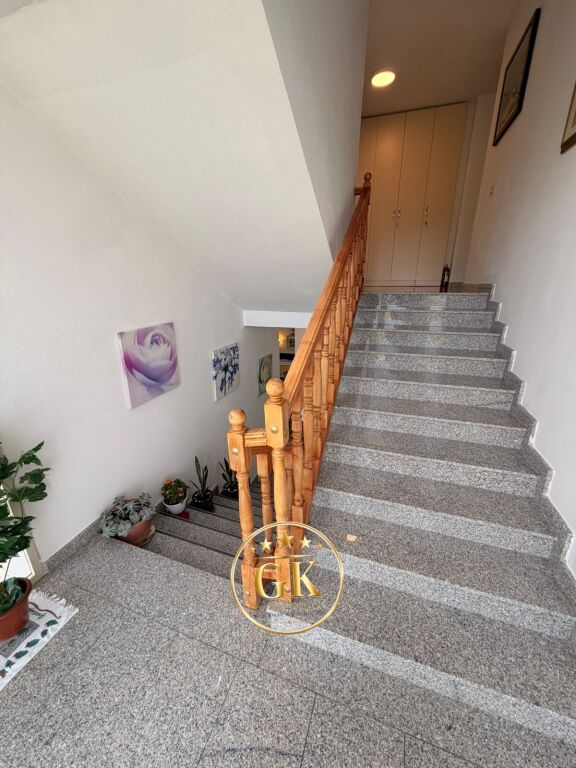 HOTEL FOR RENT KRYEMDHENJ GOLEM
