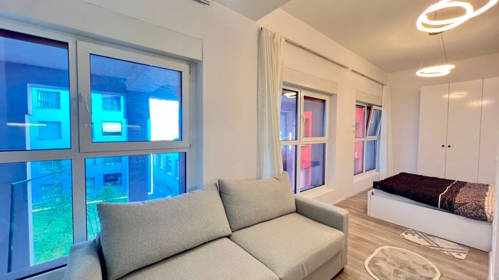 For Sale: Studio Apartment 📍Ali Dem (Mangalem Complex) €82,000 | Area 43m² || Easily Convertible into a 1+1 Apartment