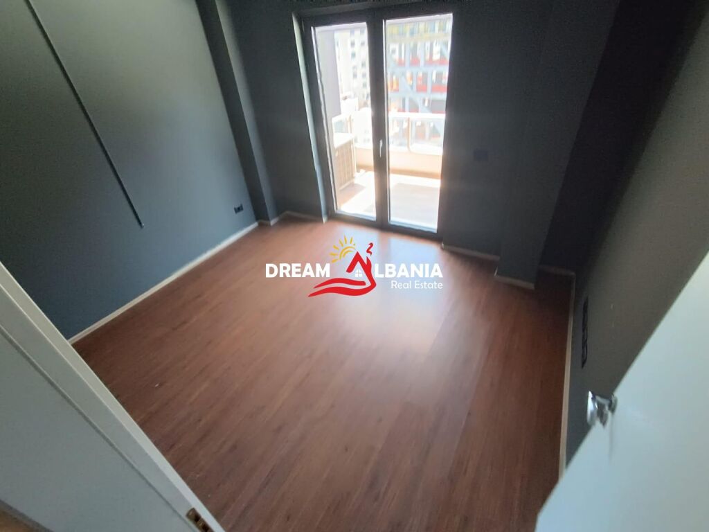 Apartment for Rent 3+1+2 Toilets (OFFICE Space) at Zogu i Zi in Tirana (ID 4231498)