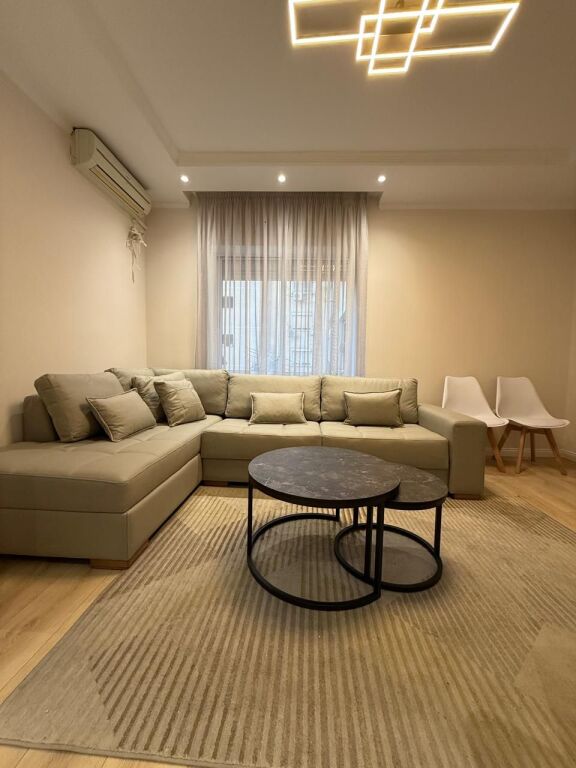 Apartament me qera - Myslym Shyri - Widok 2