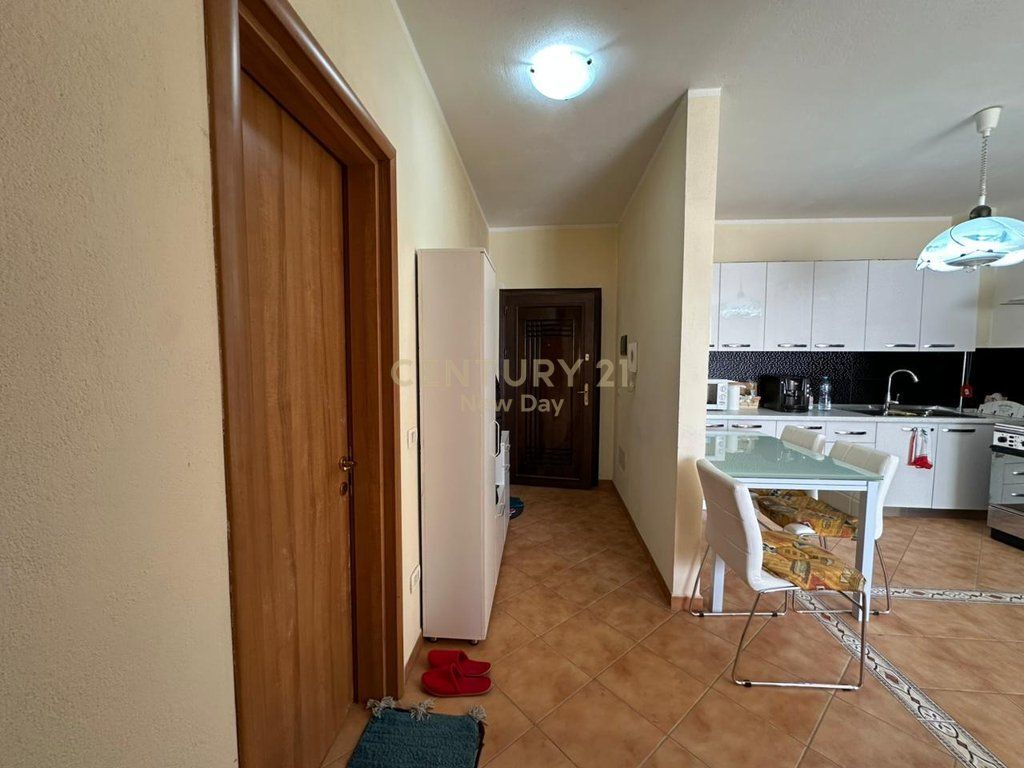 Apartment 1+1 for Rent in the Center of Durrës 40000 Leke
