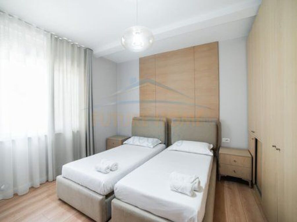 In vendita, Appartamento 2+1, Via Hoxha Tahsim, Tirana.