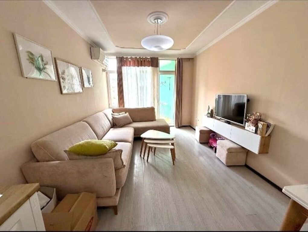 🏡 Appartamento in affitto presso il Comune di Parigi, 750 mila lek