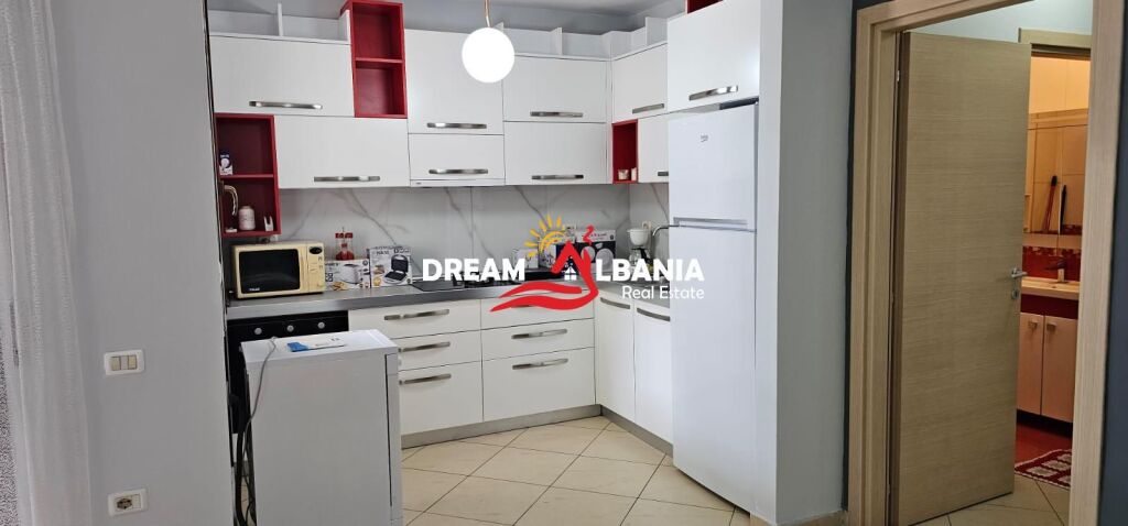 Jepet me qera apartament 2+1 pranë Kopshtit Botanik, Tirane (ID 42215574)