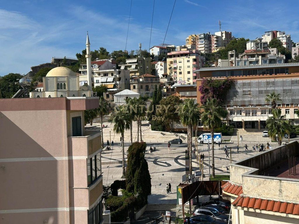 Apartment 1+1 for Rent in the Center of Durrës 40000 Leke