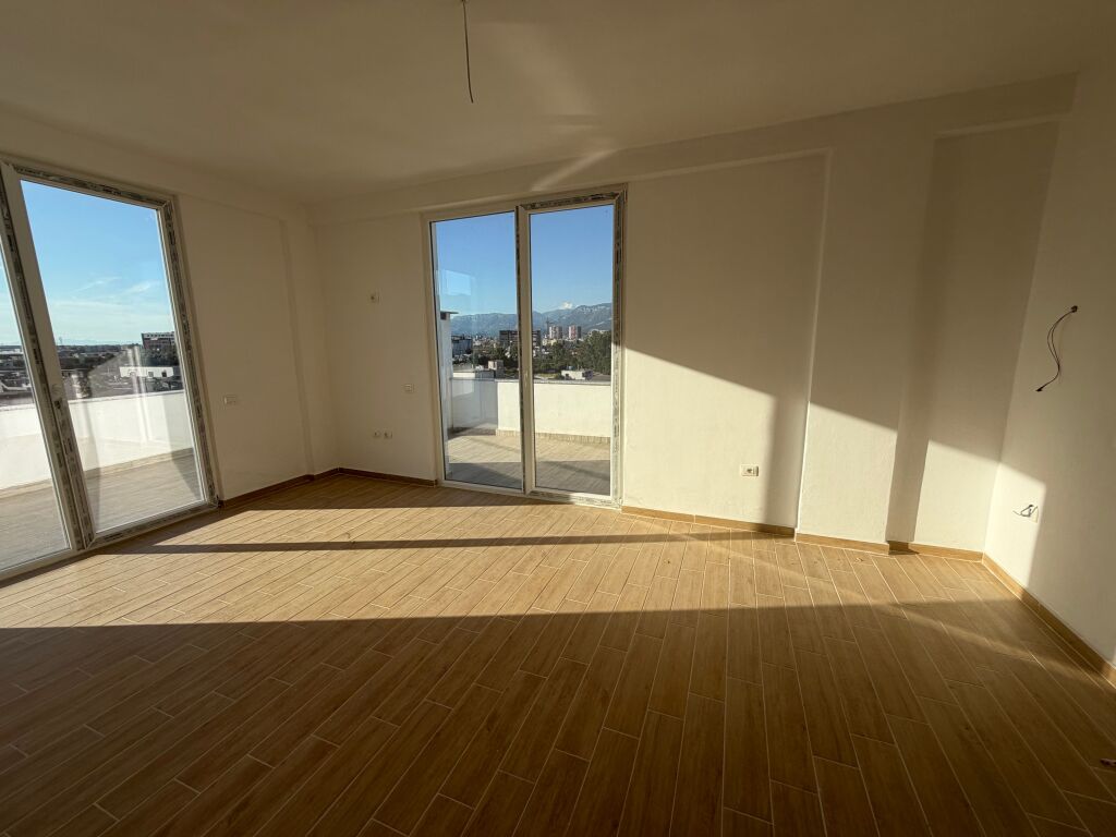 2+1, finished, near urban gate Astir, 152,000 leke
