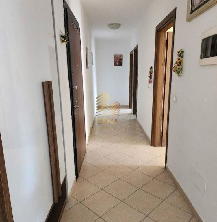 Affitto, Appartamento 2+1+Blk, Vuoto, Bulevardi i Ri, 55.000 Leke/mese