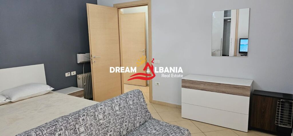 Jepet me qera apartament 2+1 pranë Kopshtit Botanik, Tirane (ID 42215574)