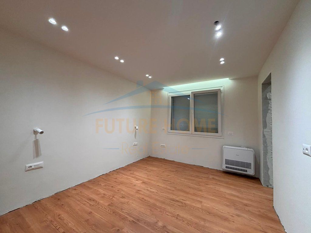 Rent, Apartment 2+1+2, Former Exhibition, Tirana.